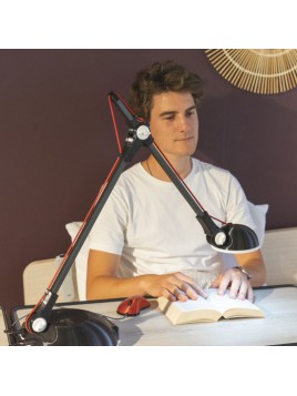 Utilisation THEIA22-CLASSIC - téléagrandisseur basse vision dans un lit